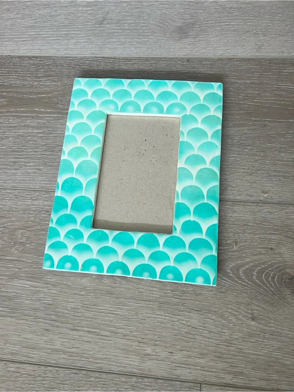 Nicole Miller Home 4x6 Blue/White Scallop Mermaid Scale Photo Frame